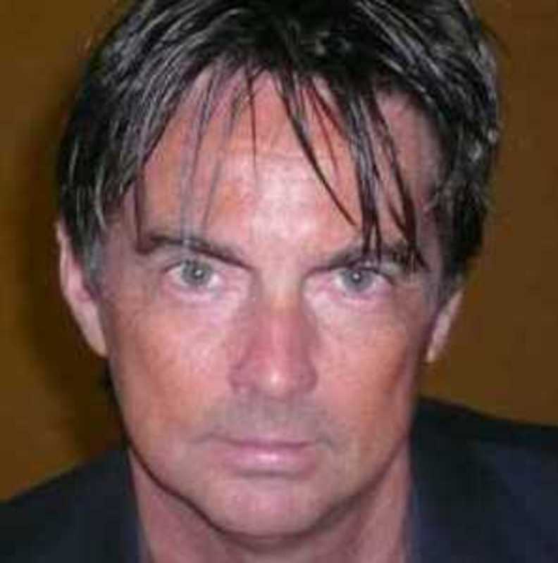 Date this georgeous Australia man Atarzar from  AU264