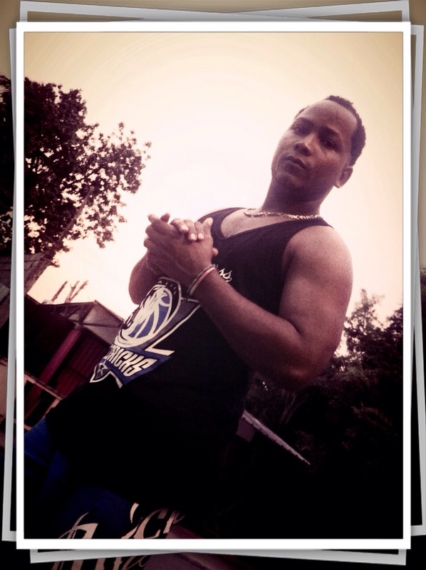 Date this sensual Dominican Republic man Gustavo from Santo Domingo DO19903