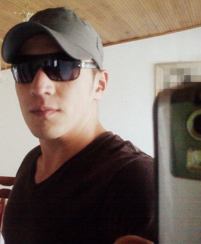 Date this tall Colombia man Harrison from Medellin CO16066