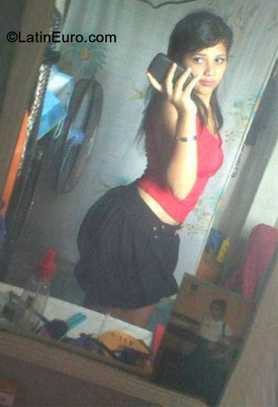 Date this attractive Dominican Republic girl Coraimia from Higuey DO19965