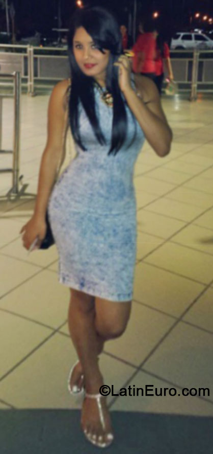 Date this pretty Dominican Republic girl Katia from Santiago DO19966