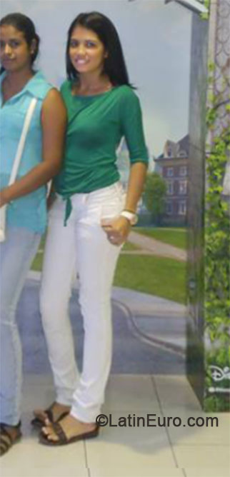 Date this sultry Colombia girl Alejandra caice from Cali CO16081
