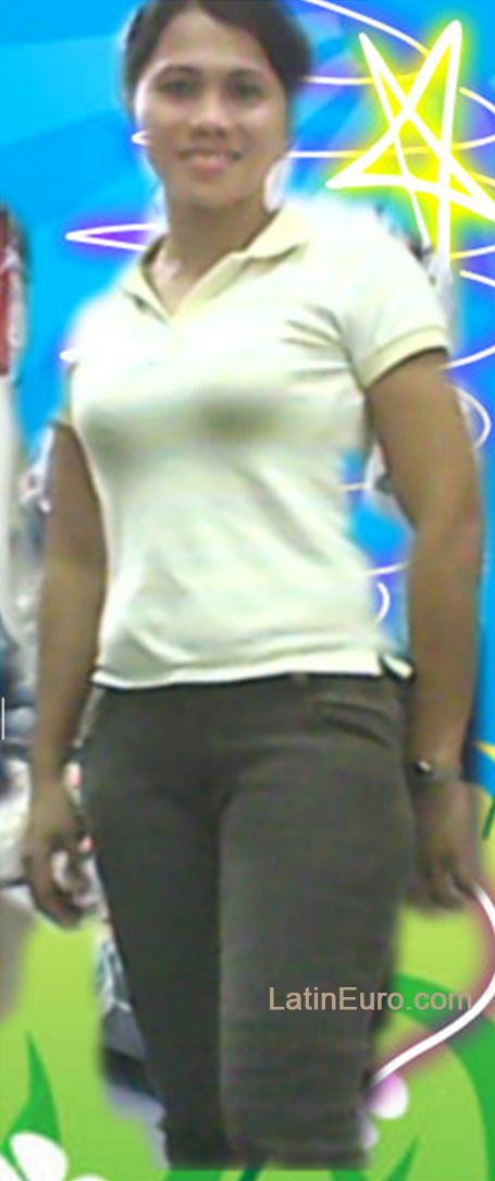Date this stunning Philippines girl Vinie from Dasmarinas City PH689