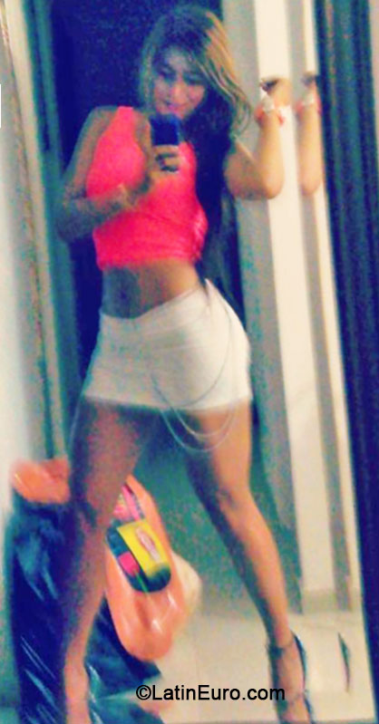 Date this good-looking Colombia girl Lina luna from Cali CO16109