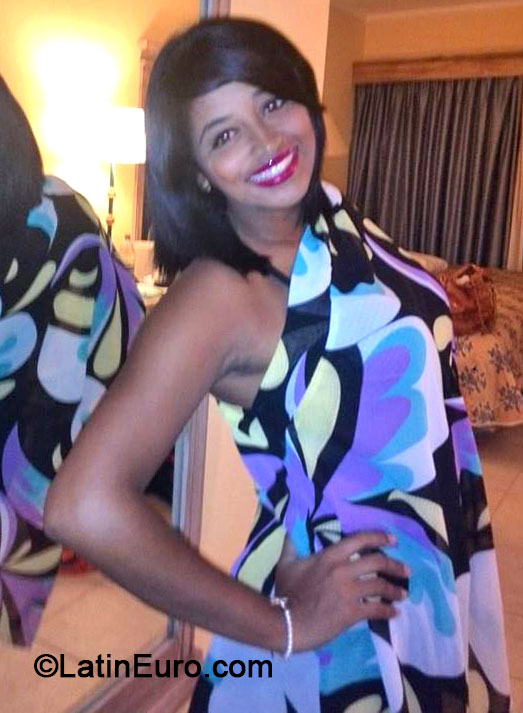 Date this attractive Dominican Republic girl Pujols from Santo Domingo DO20001