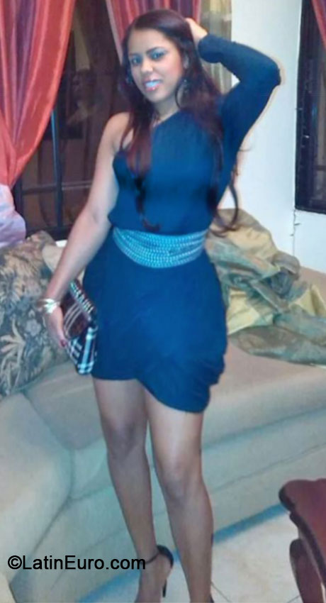 Date this attractive Dominican Republic girl Mirelis from Santiago DO20007