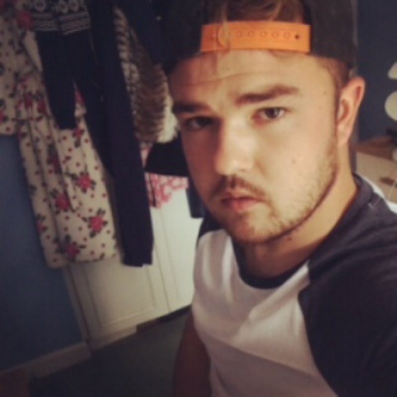 Date this voluptuous United Kingdom man Luis12346 from London GB771