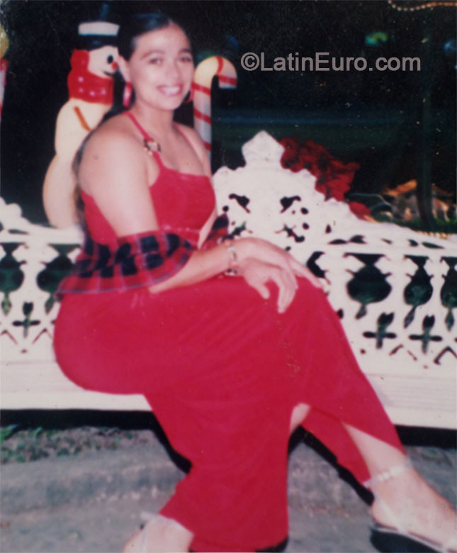 Date this passionate Honduras girl Angelica from Comayagua HN1203