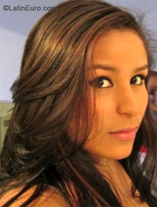 Date this gorgeous Colombia girl Alejandra from Medellin CO16250