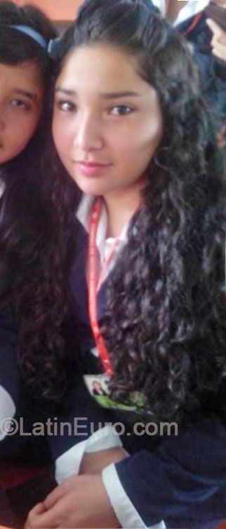 Date this georgeous Colombia girl Karoll from Bogota CO16266