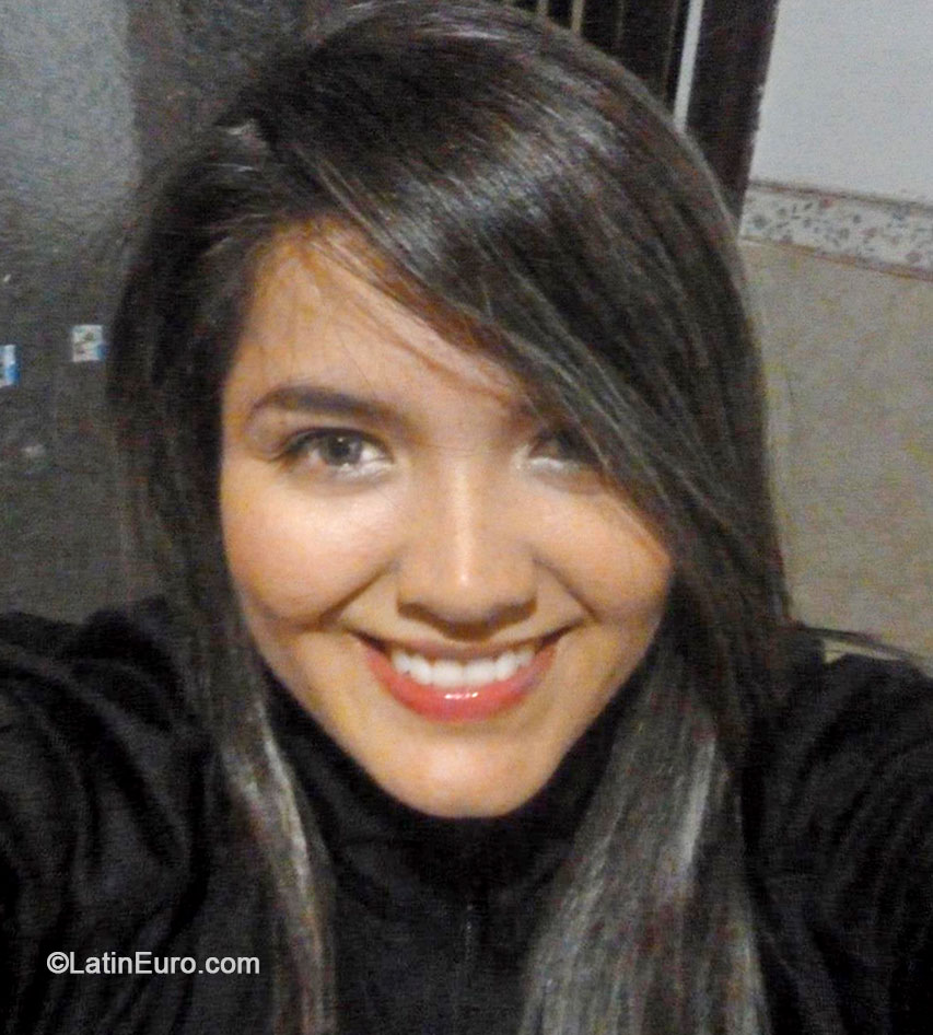 Date this hard body Colombia girl LEIDI from Cali CO16267
