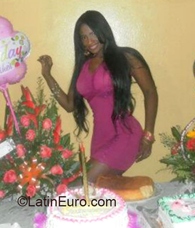 Date this gorgeous Dominican Republic girl Rammie from Santo Domingo DO20096