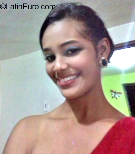 Date this stunning Dominican Republic girl Maria teresa from Santo Domingo DO20240