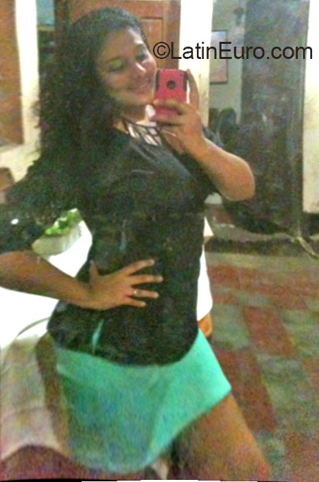 Date this tall Nicaragua girl Regina from Managua NI175