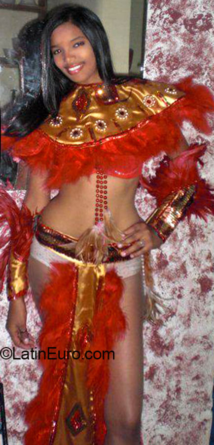 Date this beautiful Dominican Republic girl Ashanty from Santiago DO20294