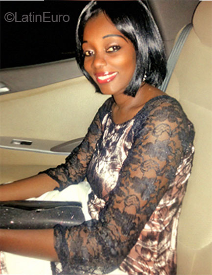 Date this athletic Niger girl Zara from Niamey NE5