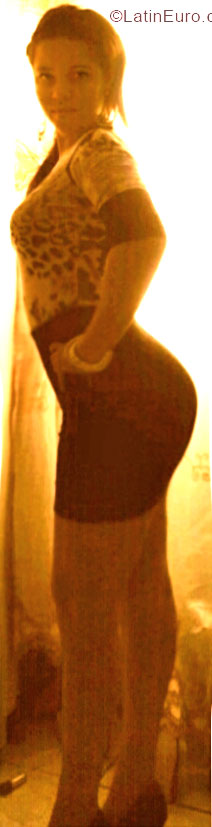 Date this georgeous Brazil girl Rosilene santos from Joinville BR9136