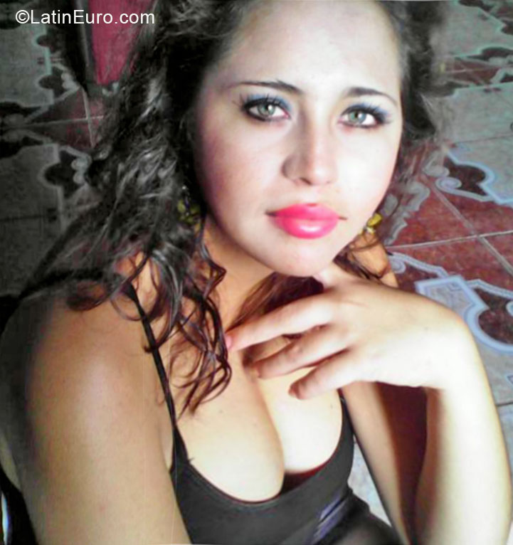 Date this fun Honduras girl Yosselyn from Cortes HN1280