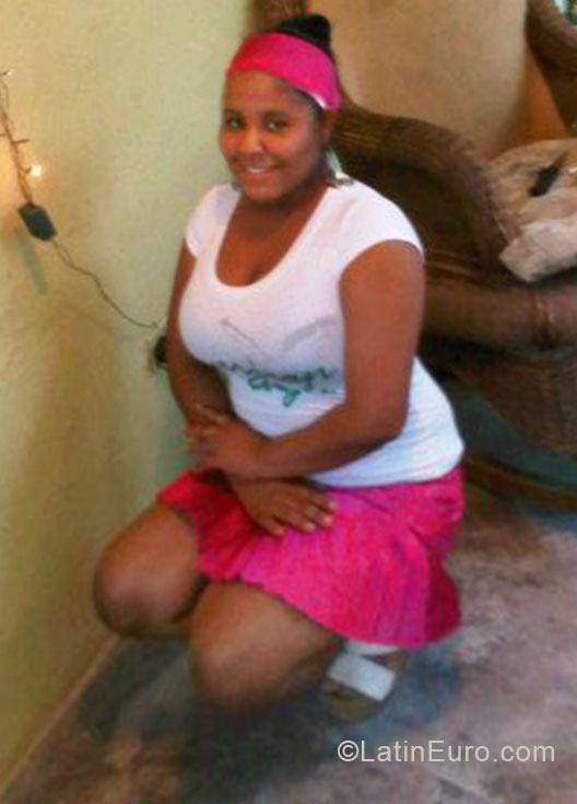 Date this passionate Dominican Republic girl Inty from Puerto Plata DO20611