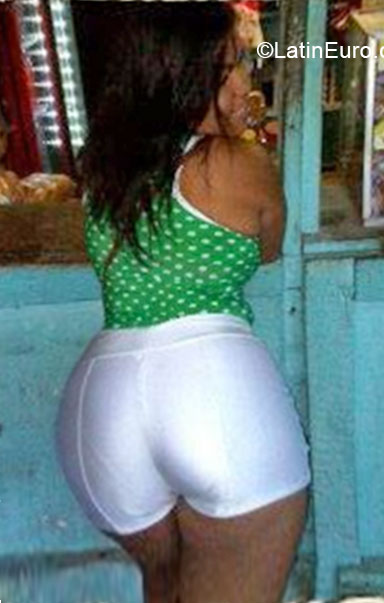 Date this tall Dominican Republic girl Yeiny from San Cristobal DO20648