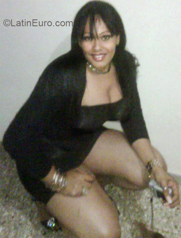 Date this lovely Dominican Republic girl Rosmery from Santiago DO20692