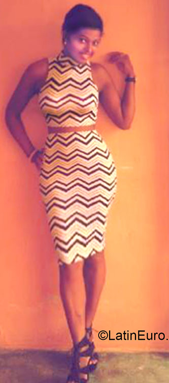 Date this cute Dominican Republic girl Maria from Santo Domingo DO20711