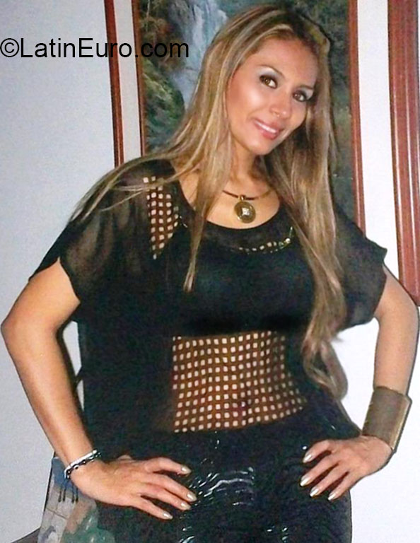 Date this fun Colombia girl Zully from Medellin CO17250