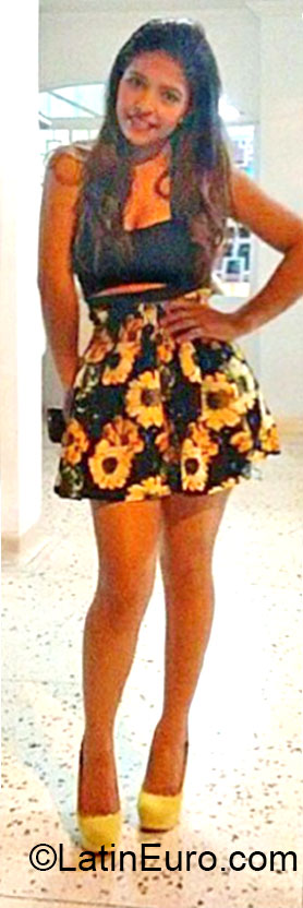 Date this tall Colombia girl Kiara from Barranquilla CO16643