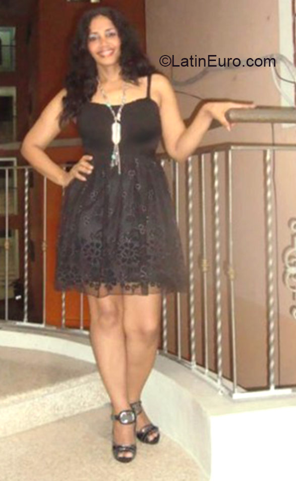 Date this funny Dominican Republic girl Mila from santo domingo DO20824