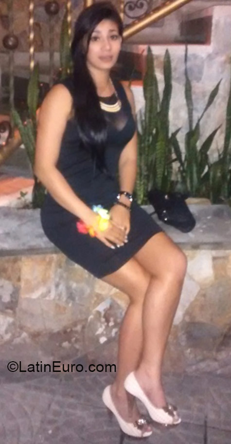 Date this delightful Colombia girl Ana maria from Medellin CO17333