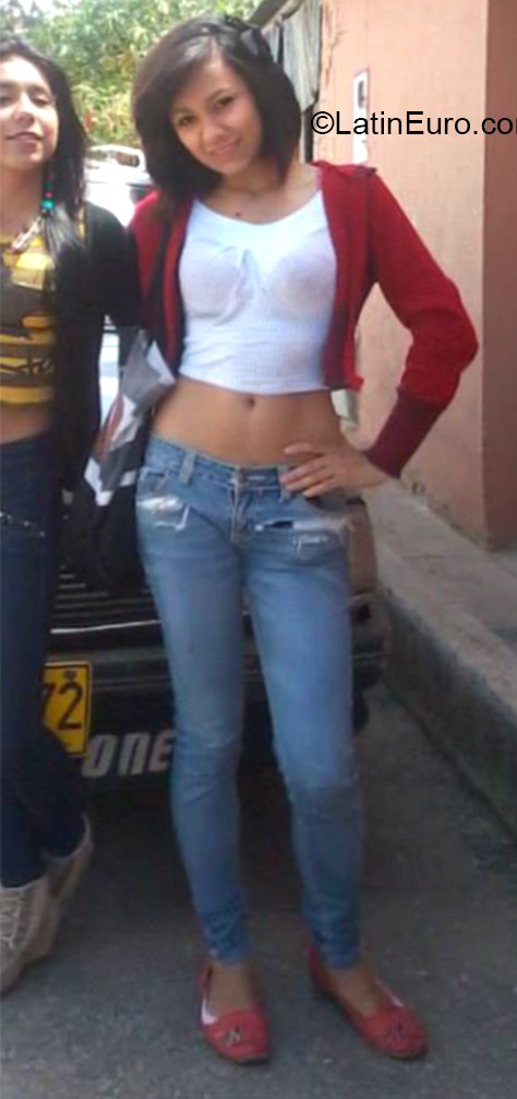 Date this foxy Colombia girl Isis from Boyaca CO16735