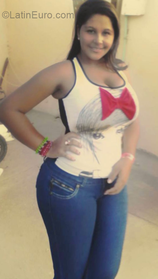 Date this passionate Colombia girl Mileth from La Guajira CO16765