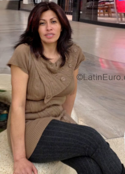 Date this funny Colombia girl Fenix from Bogota CO16783