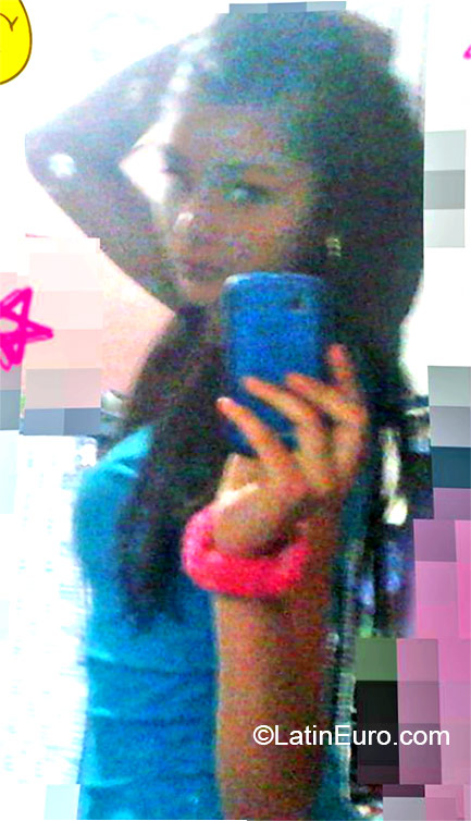 Date this hard body Colombia girl Inyei from Pasto CO16804