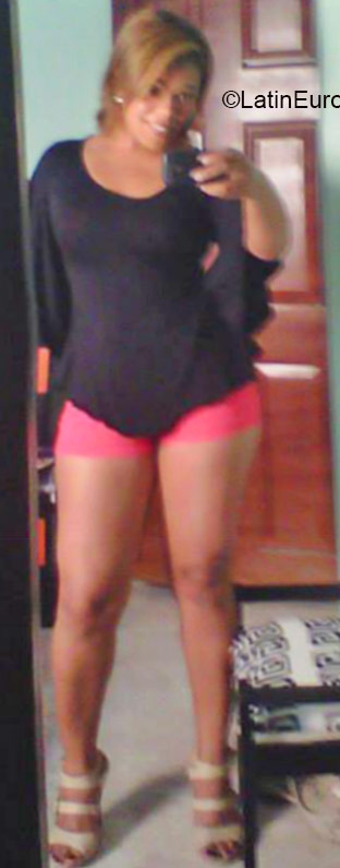 Date this tall Colombia girl Ayrid from Santa Marta CO16814