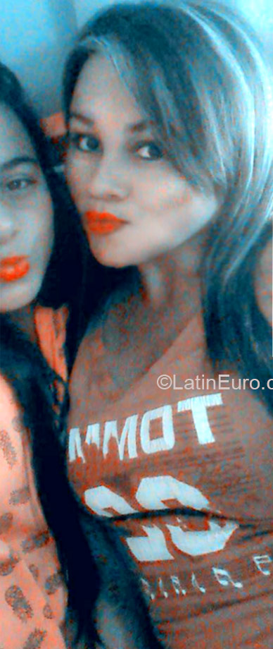 Date this georgeous Colombia girl Ginna from Bucaramanga CO16904