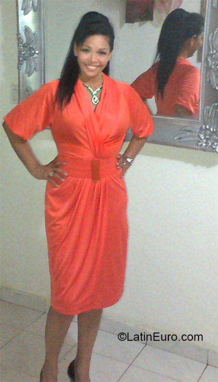 Date this tall Panama girl Janeth from Panama City PA558