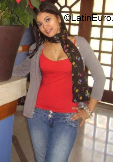 Date this happy Colombia girl Mile from Barranquilla CO17032