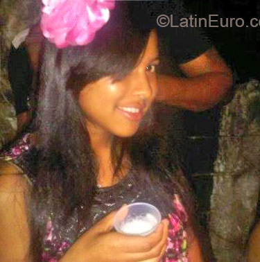Date this charming Dominican Republic girl Yulia from San jose de ocoa DO21528