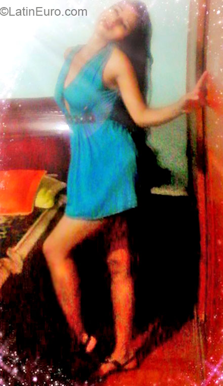 Date this voluptuous Colombia girl Mirliey from Medellin CO17064