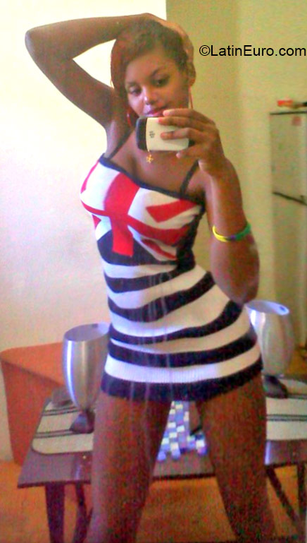 Date this passionate Dominican Republic girl Katherine from Santiago De Los Caballero DO21591