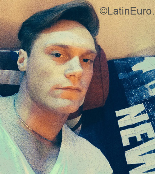 Date this hot Sweden man Neaklaz from Stockholm SE209