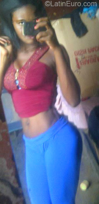 Date this exotic Dominican Republic girl Carla from Santo Domingo DO21690