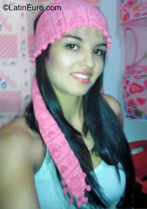 Date this lovely Colombia girl Ana from Medellin CO17143