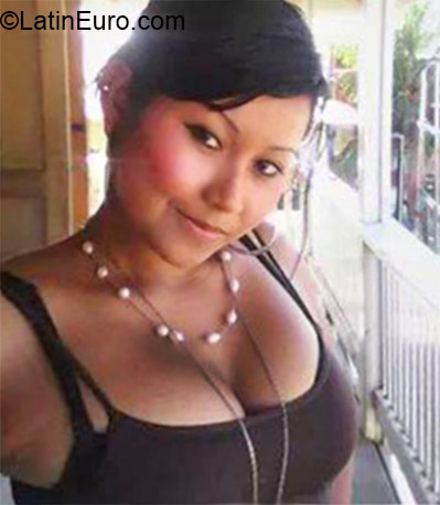 Date this happy Honduras girl Grecia from Tela Atlantida HN1594
