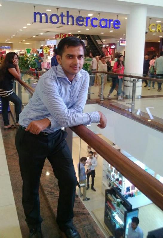 Date this hard body India man Vikram from new delhi IN273
