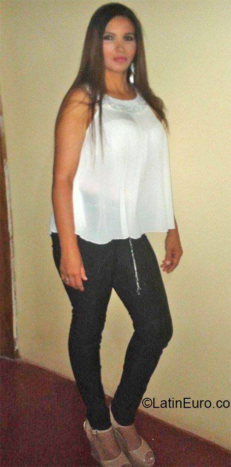 Date this funny Colombia girl Adriana from Ibague CO17200