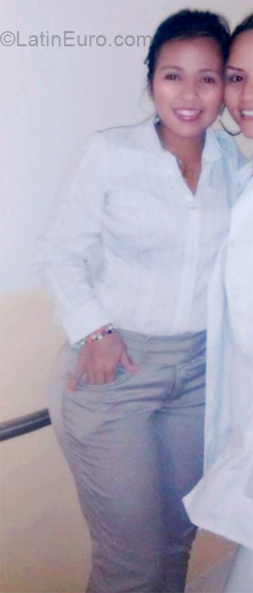 Date this charming Colombia girl Katherin from Valledupar CO17257