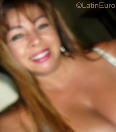 Date this sultry Colombia girl Alejandra from Medellin CO17327