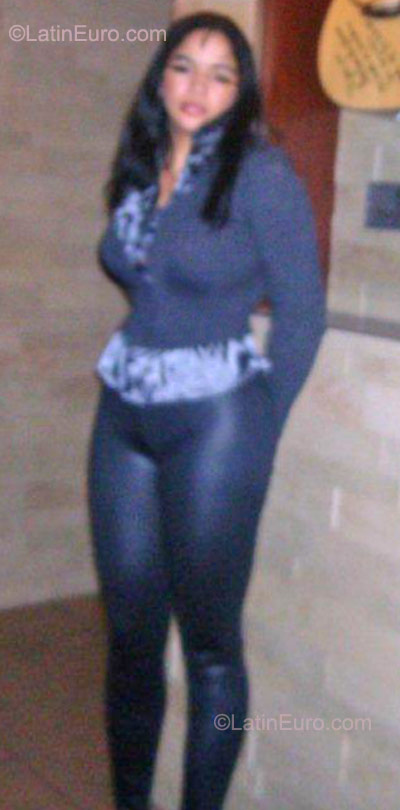 Date this charming Dominican Republic girl Carmen from Santo Domingo DO22288